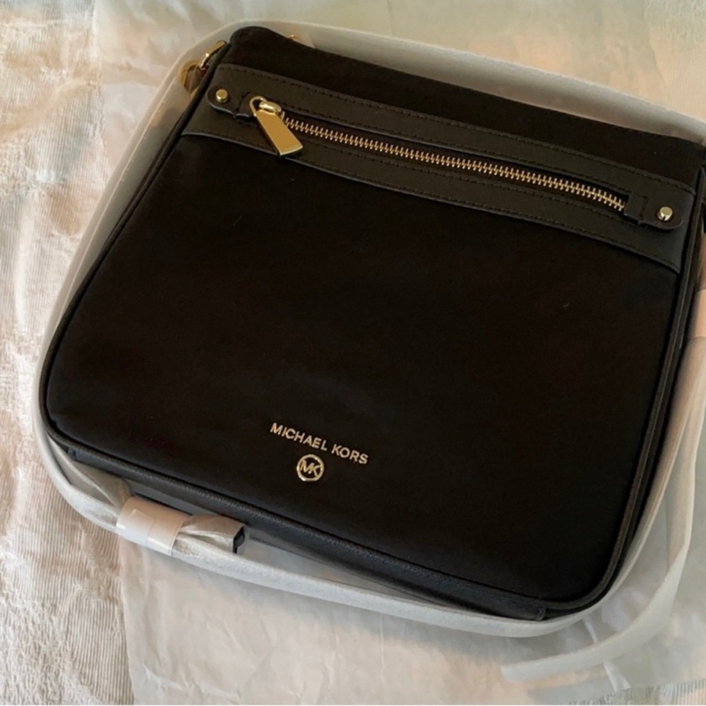 NWT Michael Kors crossbody purse